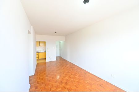 Apartamento para alugar com 69m², 2 quartos e sem vagaSala