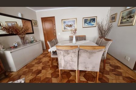 Apartamento à venda com 139m², 4 quartos e 1 vagaSala