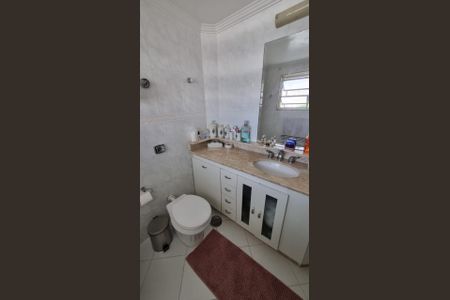 Apartamento à venda com 139m², 4 quartos e 1 vagaBanheiro