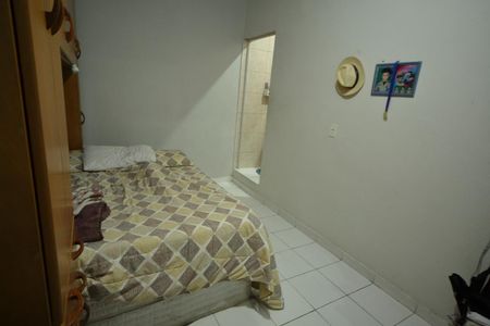 Casa à venda com 65m², 3 quartos e 1 vagaSuíte 2 