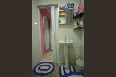 Casa à venda com 65m², 3 quartos e 1 vagaBanheiro  Suíte 1 