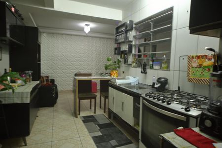 Casa à venda com 65m², 3 quartos e 1 vagaCozinha 