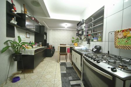 Casa à venda com 65m², 3 quartos e 1 vagaCozinha 