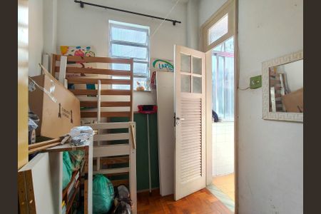 Apartamento para alugar com 74m², 2 quartos e sem vagaQuarto de Serviço