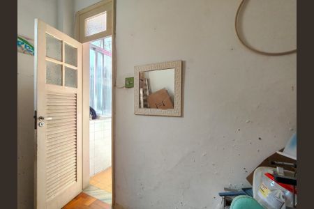 Apartamento para alugar com 74m², 2 quartos e sem vagaQuarto de Serviço