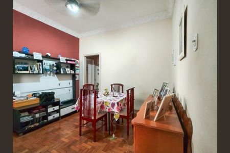Sala de apartamento para alugar com 2 quartos, 74m² em Grajaú, Rio de Janeiro