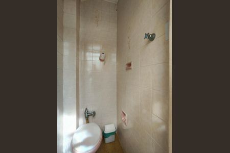 Apartamento para alugar com 74m², 2 quartos e sem vagaBanheiro de serviço