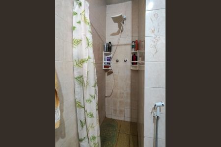 Apartamento para alugar com 74m², 2 quartos e sem vagaBanheiro Corredor