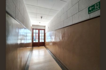 Apartamento para alugar com 74m², 2 quartos e sem vagaFachada e portaria