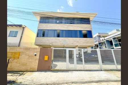 Apartamento para alugar com 70m², 2 quartos e 1 vagaFachada