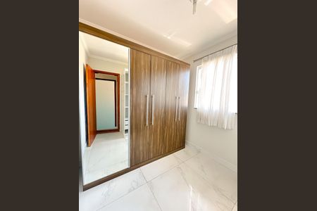 Apartamento para alugar com 70m², 2 quartos e 1 vagaQuarto 