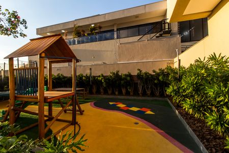 Apartamento à venda com 120m², 3 quartos e 2 vagasÁrea comum - Playground