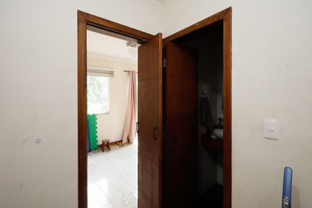 Casa à venda com 207m², 5 quartos e 2 vagas Casa à venda com 207m², 5 quartos e 2 vagasescritório