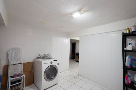 Casa à venda com 207m², 5 quartos e 2 vagas Casa à venda com 207m², 5 quartos e 2 vagasÁrea de Serviço