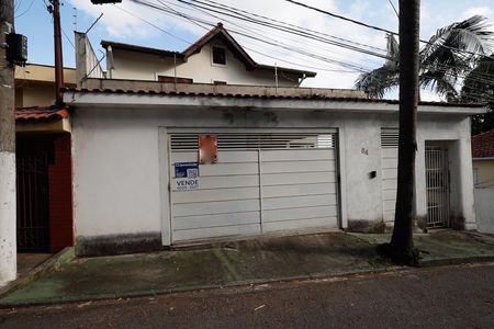 Casa à venda com 207m², 5 quartos e 2 vagas Casa à venda com 207m², 5 quartos e 2 vagasFachada / Placa