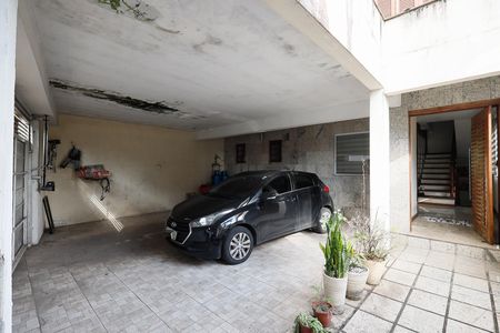 Casa à venda com 207m², 5 quartos e 2 vagas Casa à venda com 207m², 5 quartos e 2 vagasGaragem