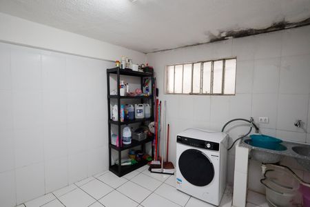 Casa à venda com 207m², 5 quartos e 2 vagas Casa à venda com 207m², 5 quartos e 2 vagasÁrea de Serviço