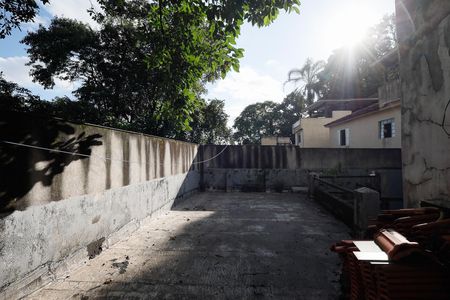 Casa à venda com 207m², 5 quartos e 2 vagas Casa à venda com 207m², 5 quartos e 2 vagasQuintal