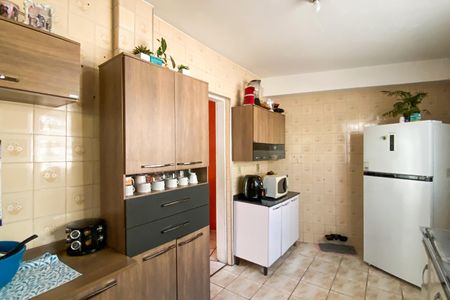 Casa à venda com 156m², 2 quartos e 2 vagasCozinha 