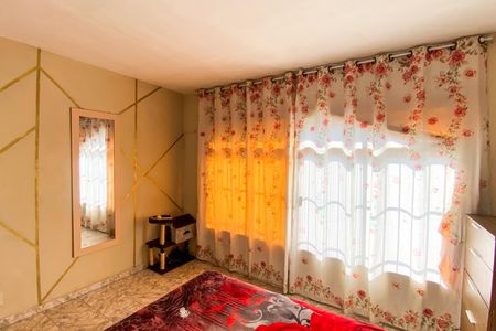Casa à venda com 156m², 2 quartos e 2 vagasSuite 