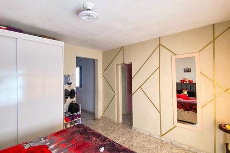 Suite  de casa à venda com 2 quartos, 156m² em Jardim Maringa, São Paulo