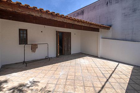 Casa à venda com 100m², 3 quartos e 2 vagasterraço na suíte_4