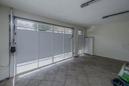 Casa à venda com 100m², 3 quartos e 2 vagasgaragem_2