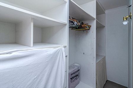 Casa à venda com 100m², 3 quartos e 2 vagascloset na suíte_1