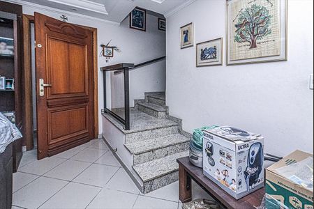 Casa à venda com 100m², 3 quartos e 2 vagasacesso para os pisos_1