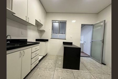 Apartamento à venda com 79m², 2 quartos e 1 vagaFoto 08