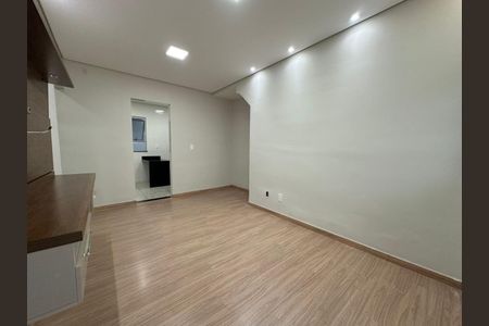 Apartamento à venda com 79m², 2 quartos e 1 vagaFoto 04