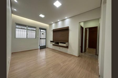 Apartamento à venda com 79m², 2 quartos e 1 vagaFoto 02