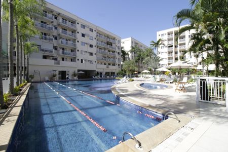 Apartamento à venda com 60m², 2 quartos e 1 vagaÁrea comum - Piscina
