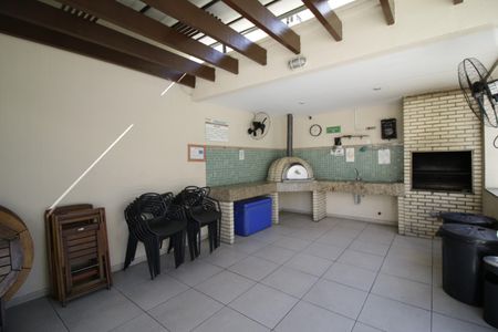 Apartamento à venda com 60m², 2 quartos e 1 vagaÁrea comum - Churrasqueira