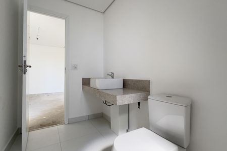 Apartamento à venda com 150m², 3 quartos e 3 vagasBanheiro da Suíte 3