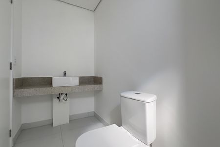 Apartamento à venda com 150m², 3 quartos e 3 vagasBanheiro da Suíte 2