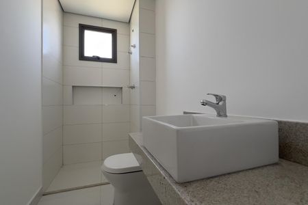 Apartamento à venda com 150m², 3 quartos e 3 vagasBanheiro da Suíte 1