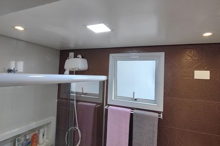 Apartamento à venda com 150m², 3 quartos e 2 vagas Apartamento à venda com 150m², 3 quartos e 2 vagasBanheiro da Suíte 1