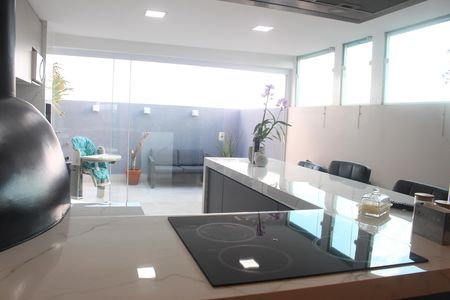 Apartamento à venda com 150m², 3 quartos e 2 vagasCozinha