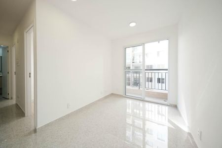 Sala/Cozinha de apartamento para alugar com 2 quartos, 34m² em Vila Nova, São Paulo