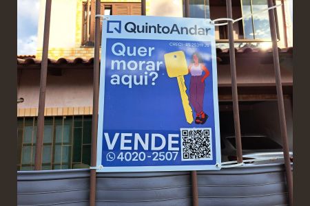 Casa à venda com 150m², 3 quartos e 2 vagasPlaca na Fachada