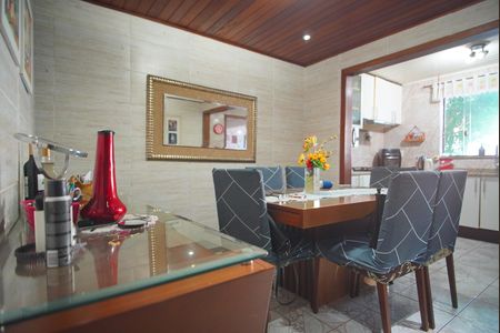 Casa à venda com 150m², 3 quartos e 2 vagasSala de Jantar