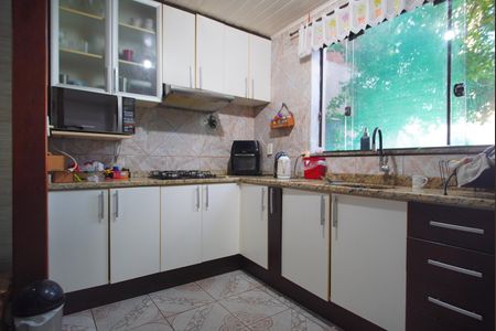 Casa à venda com 150m², 3 quartos e 2 vagasCozinha