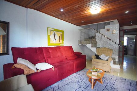 Sala de Estar de casa à venda com 3 quartos, 150m² em Jardim Itu, Porto Alegre