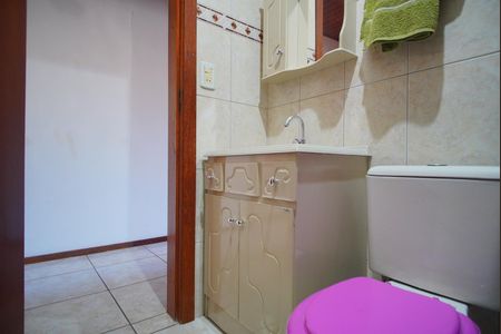 Casa à venda com 150m², 3 quartos e 2 vagasBanheiro Corredor