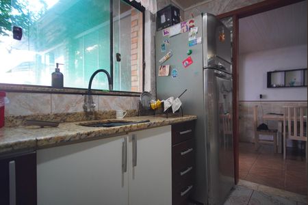 Casa à venda com 150m², 3 quartos e 2 vagasCozinha
