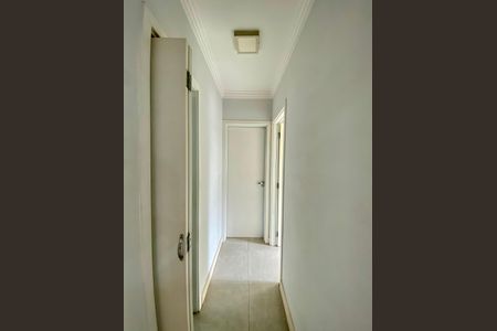 Apartamento à venda com 48m², 2 quartos e 2 vagasCorredor - Quartos