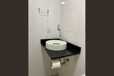 Apartamento à venda com 48m², 2 quartos e 2 vagasBanheiro Social