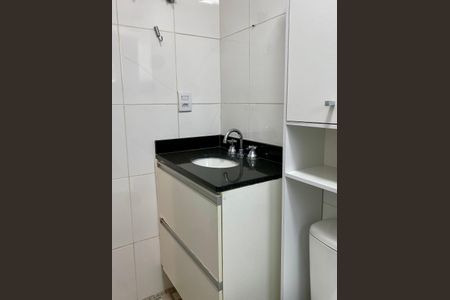 Apartamento à venda com 48m², 2 quartos e 2 vagasBanheiro da Suíte