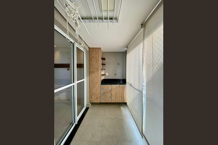 Apartamento à venda com 48m², 2 quartos e 2 vagasÁrea de Serviço